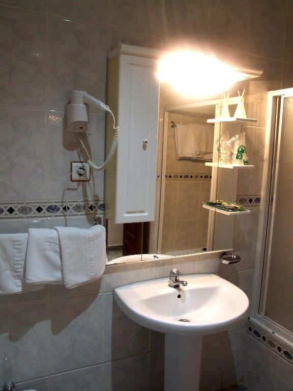 Hostal Santa Marta Aranjuez Quarto foto