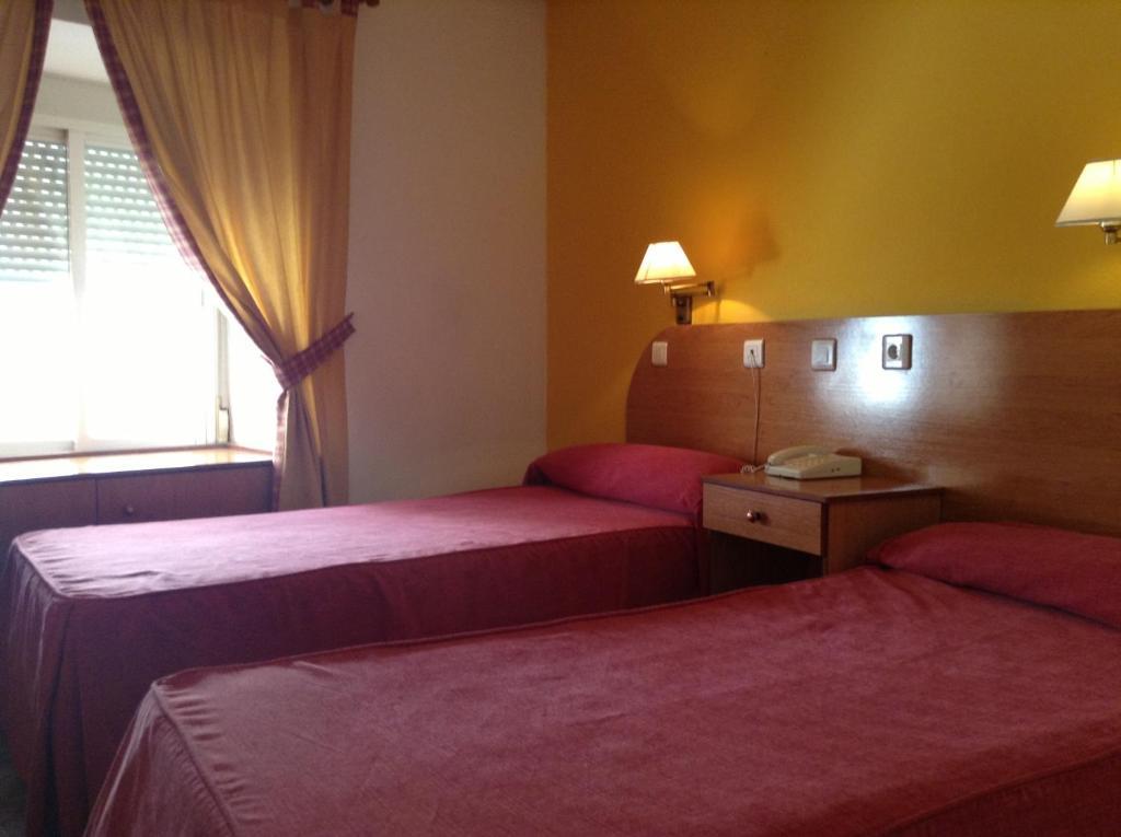Hostal Santa Marta Aranjuez Quarto foto