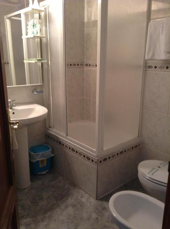 Hostal Santa Marta Aranjuez Quarto foto